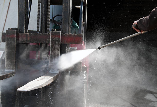 Best Parking Lot and Garage Cleaning  in Lonaconing, MD